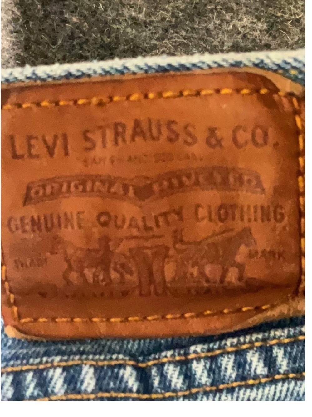 Levi’s Wedgie Fit Jeans Distressed Light Wash Straight Leg 28 - Picture 5 of 7